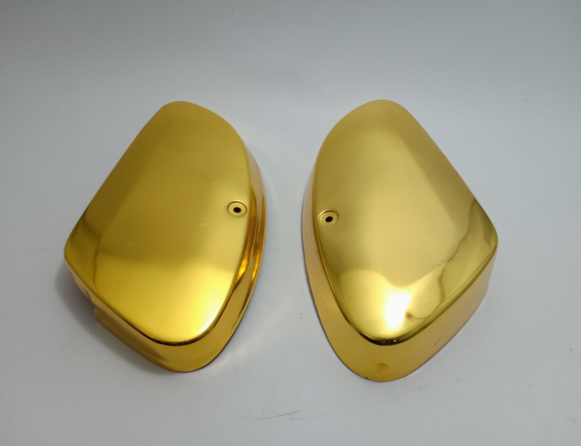 ฝากะเป๋าข้างมอเตอร์ไซด์ซี70สีทอง(แบบเหล็กชุบ)