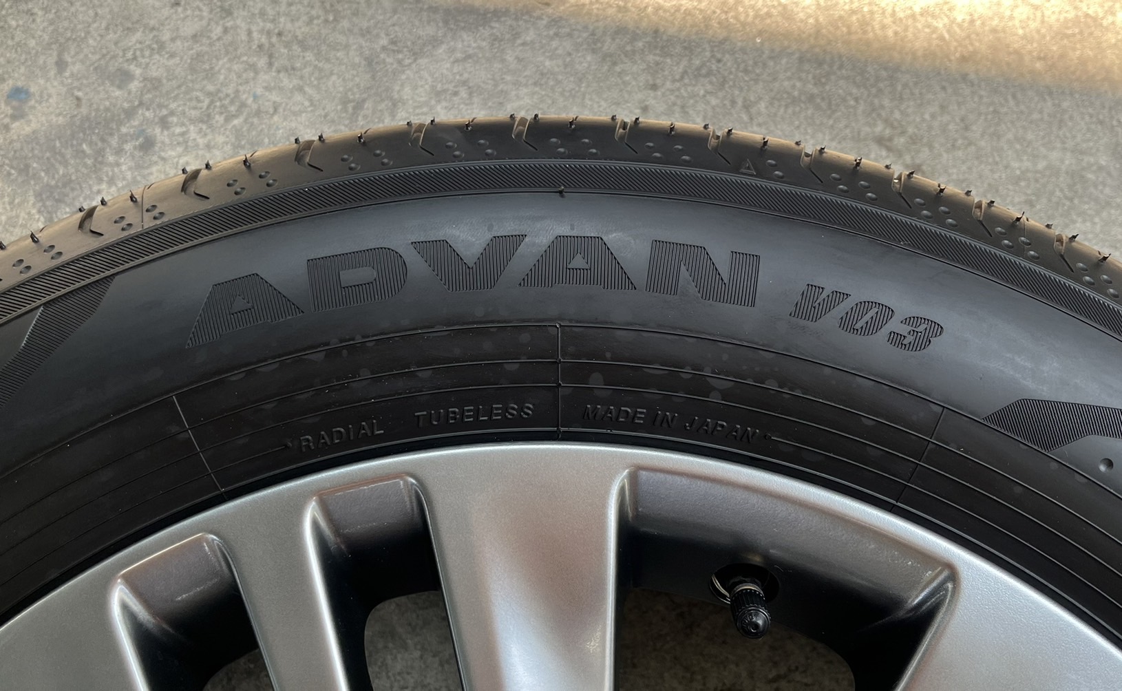 ✨ล้อแม็กพร้อมยางป้ายแดง✨Toyota Alphard (40-Series) รุ่นใหม่ล่าสุด ขอบ 18 สีไฮเปอร์💖สวยกริ๊บ💖