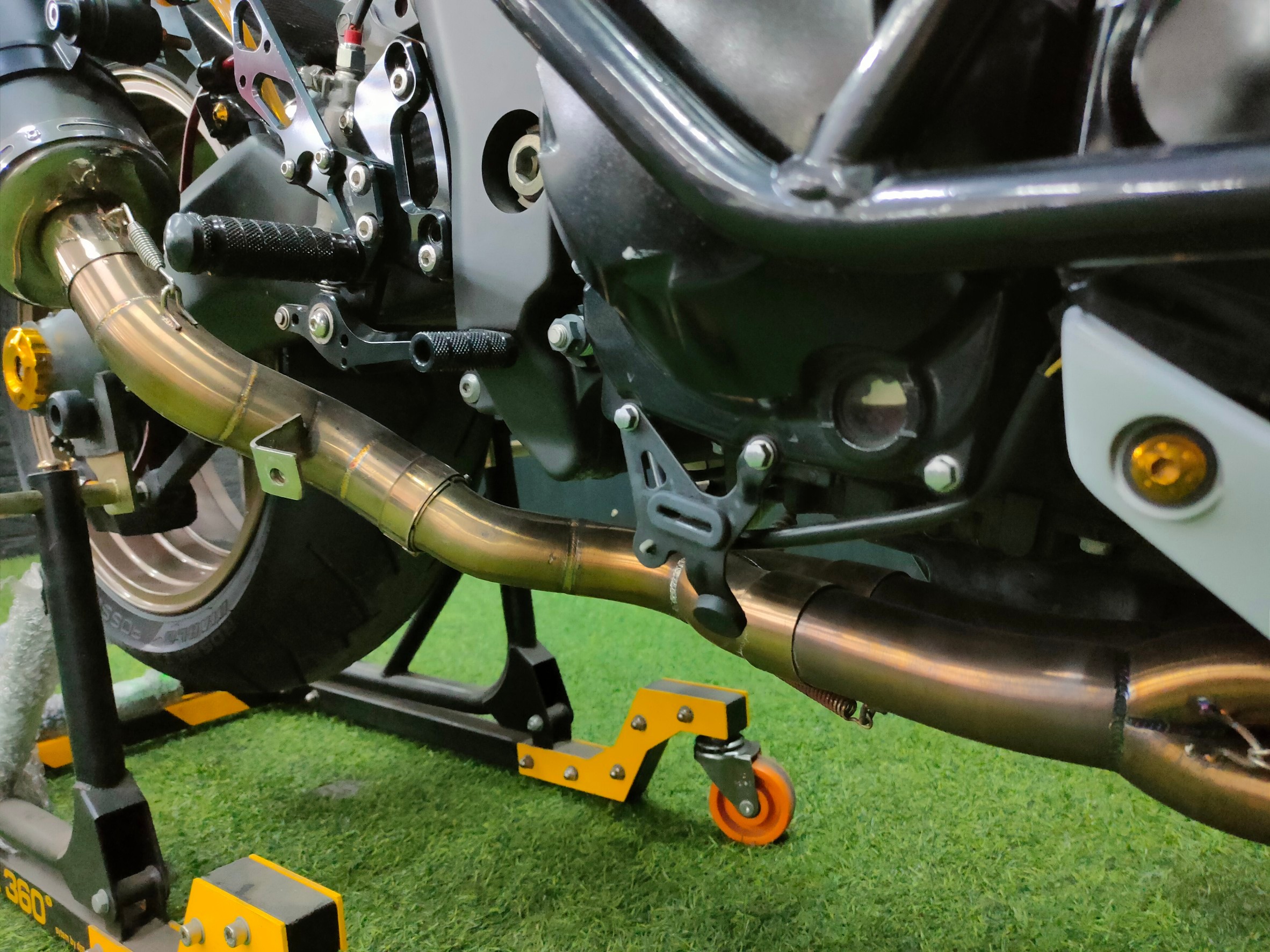 📣หล่อแบบตะโกนเลย...แต่งร่วมแสน‼️ #Z1000 Limited Edition 2013 ไมล์น้อยหมื่นโล พร้อมขี่หล่อทันที