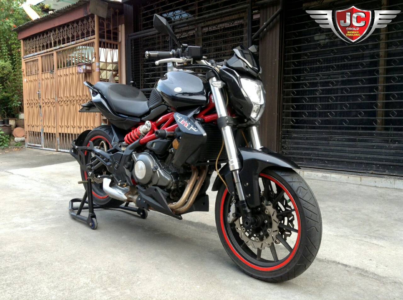 BENELLI TNT300**รถสวยใสโดนใจลูกค้า**