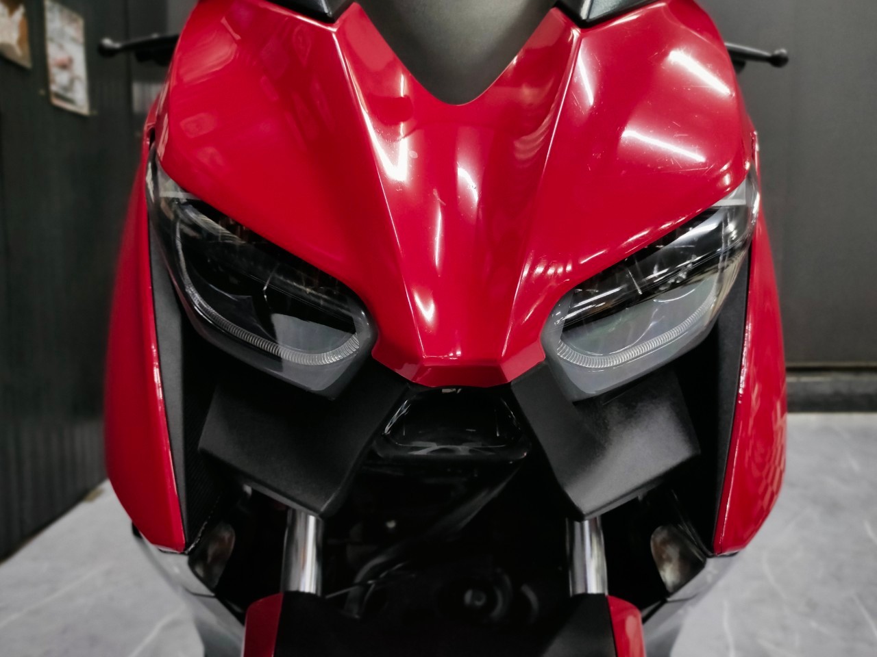 ยังไม่บรรลุนิติภาวะก็โดนซะแล้ว 🤣 YAMAHA XMAX300 ปลายปี 2022 แท้...ยังไม่ครบปี‼️ ทรงดี ราคาโดรน พร้อมโปรแรงส์ๆ ออกรถเริ่มต้น 7, 000