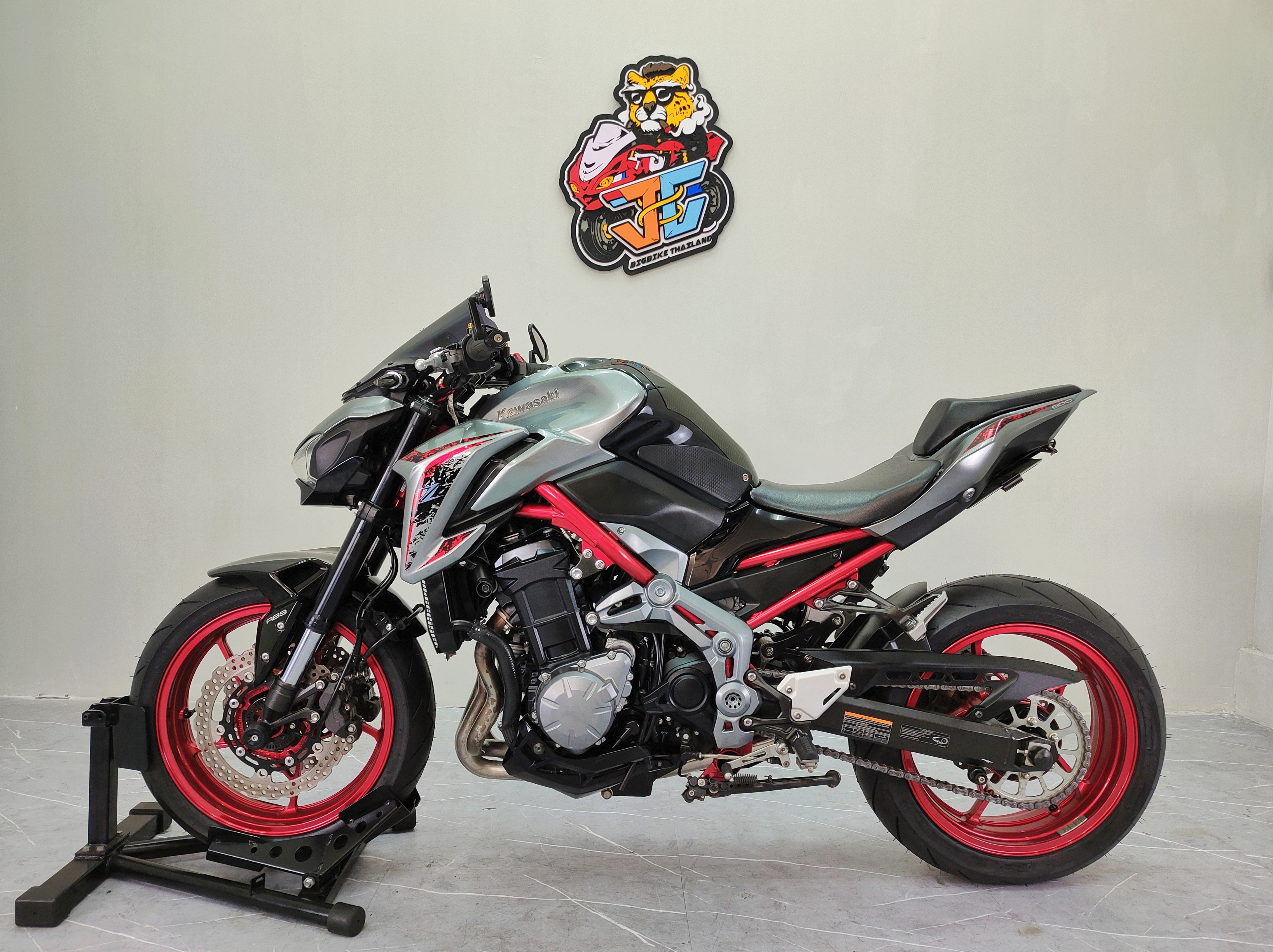 "ทรงดี,ท่อแท้,ยางใหม่...พร้อมใช้จ้า" KAWASAKI Z900 จดกลางปี 2019 🤗 แค่ท่อก็3หมื่นละน้าาา