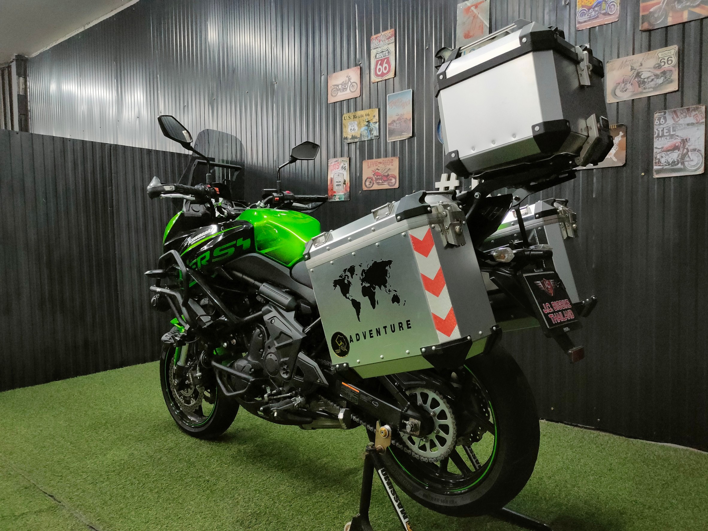 Touringค่ายเขียวมาแว้ว...คันนี้บอกเลยว่า ครบองค์‼️ KAWASAKI VERSYS650 Abs Edition จดปี 2017 "ใส่เกราะครบ รบฝถพร้อมใช้...จัดไปหน้าหนาวนี้ 😘"