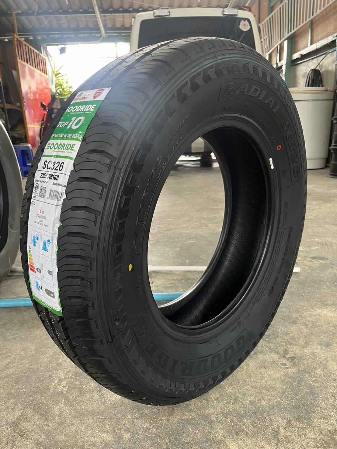 ♨️ปี 24♨️✨ยางใหม่💯215-70-16 GOODRIDE🚘ใส่กับ รถตู้ ,รถกระบะตัวเตี้ย ได้เลย