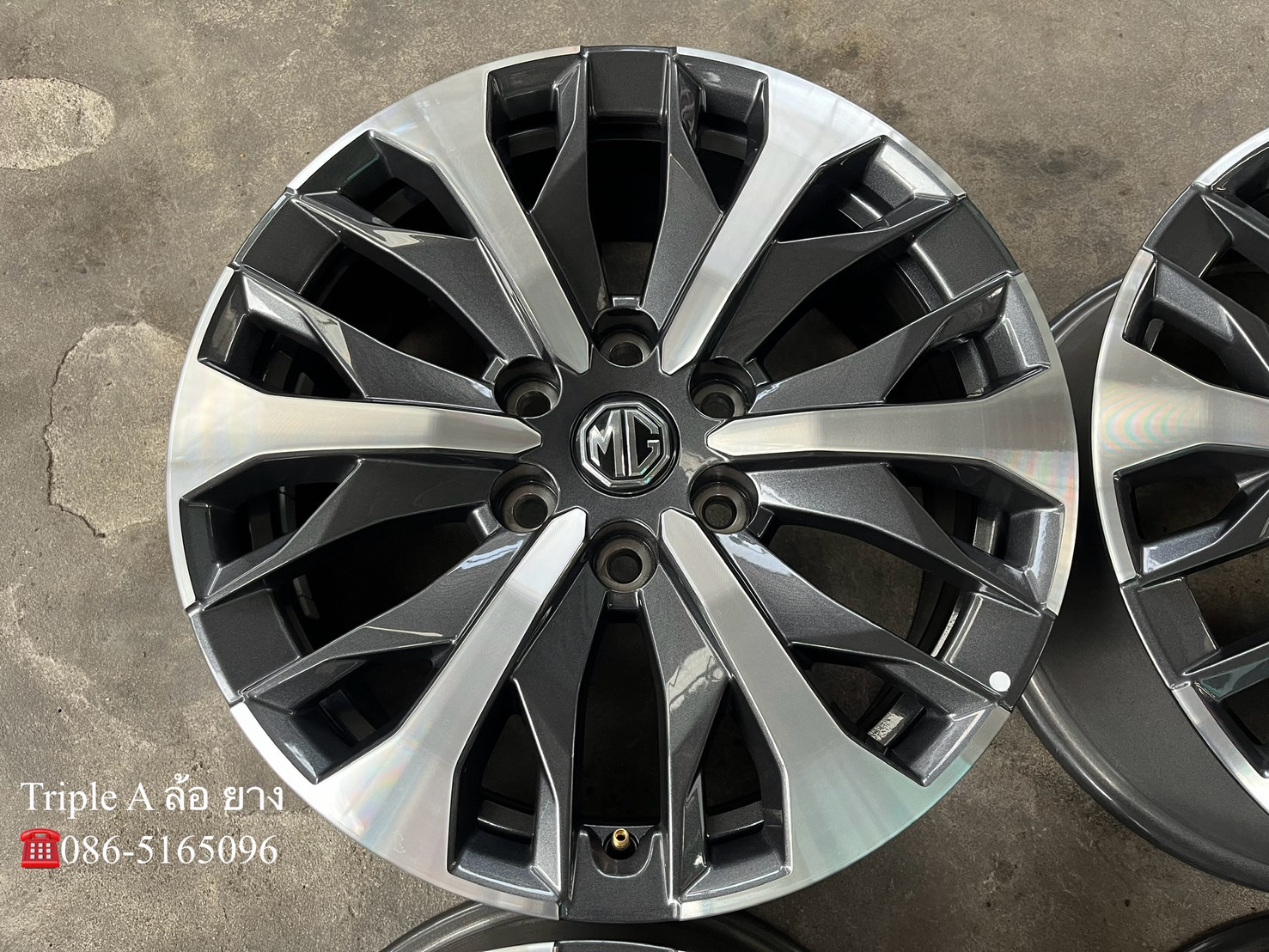 ✨ล้อแม็กป้ายแดง✨6รู130 MG Extender รุ่นใหม่ ขอบ 18 เทาหน้าเงา💖สวยกริ๊บ💖