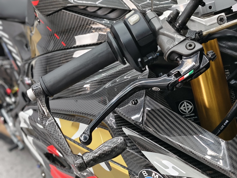 🦈 ฉลามบุก....ชุดแต่ง Full Carbon‼️ BMW S1000RR abs PRO กลางปี 2017 สุดจัดในย่านนี้ 💥 Serviceใหญ่แล้ว