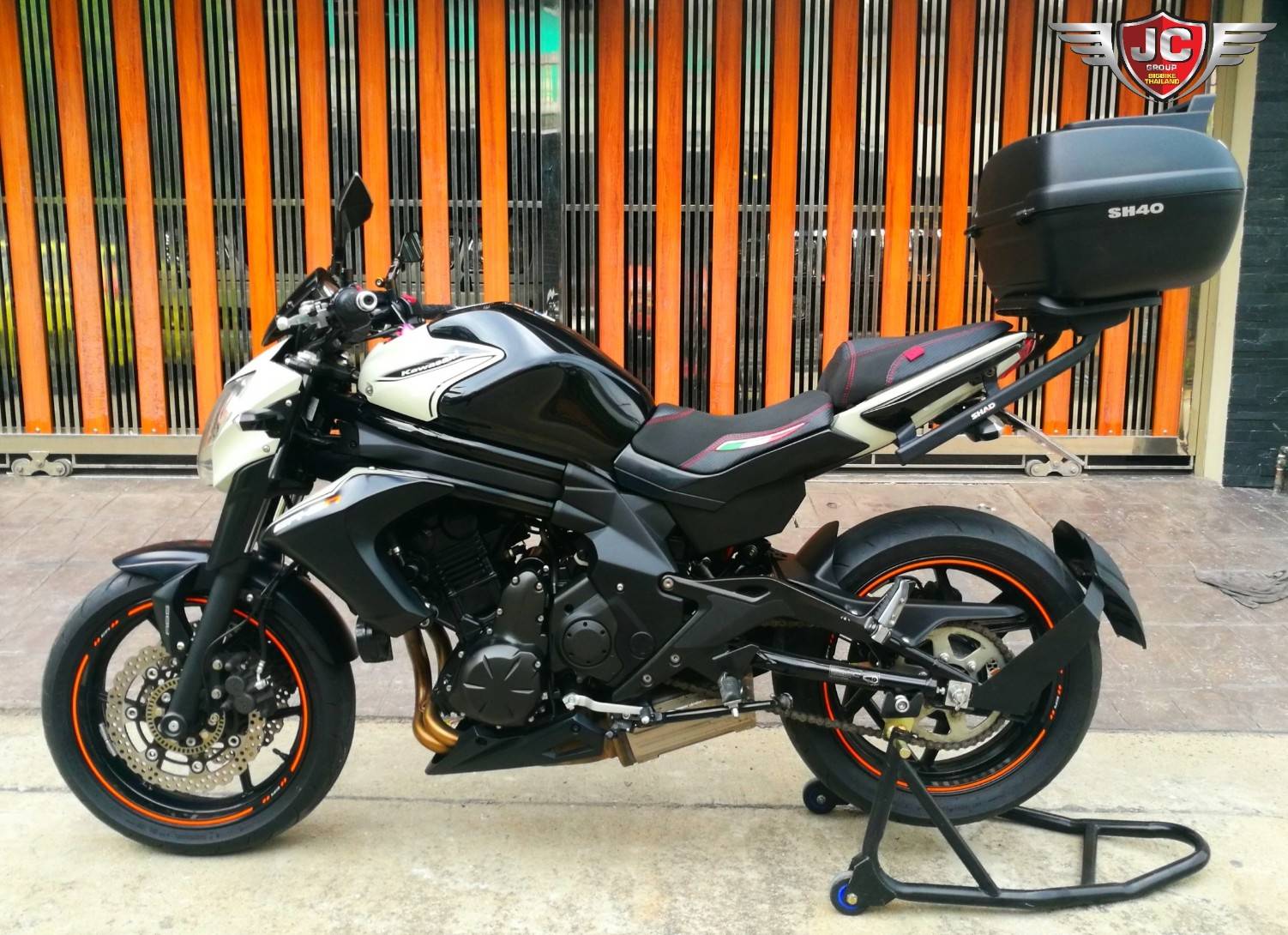 >>>ER6N<<</2017 รถสวยใสลายสุดท้ายวิ่งมาเหมื่นกว่าโลแท้