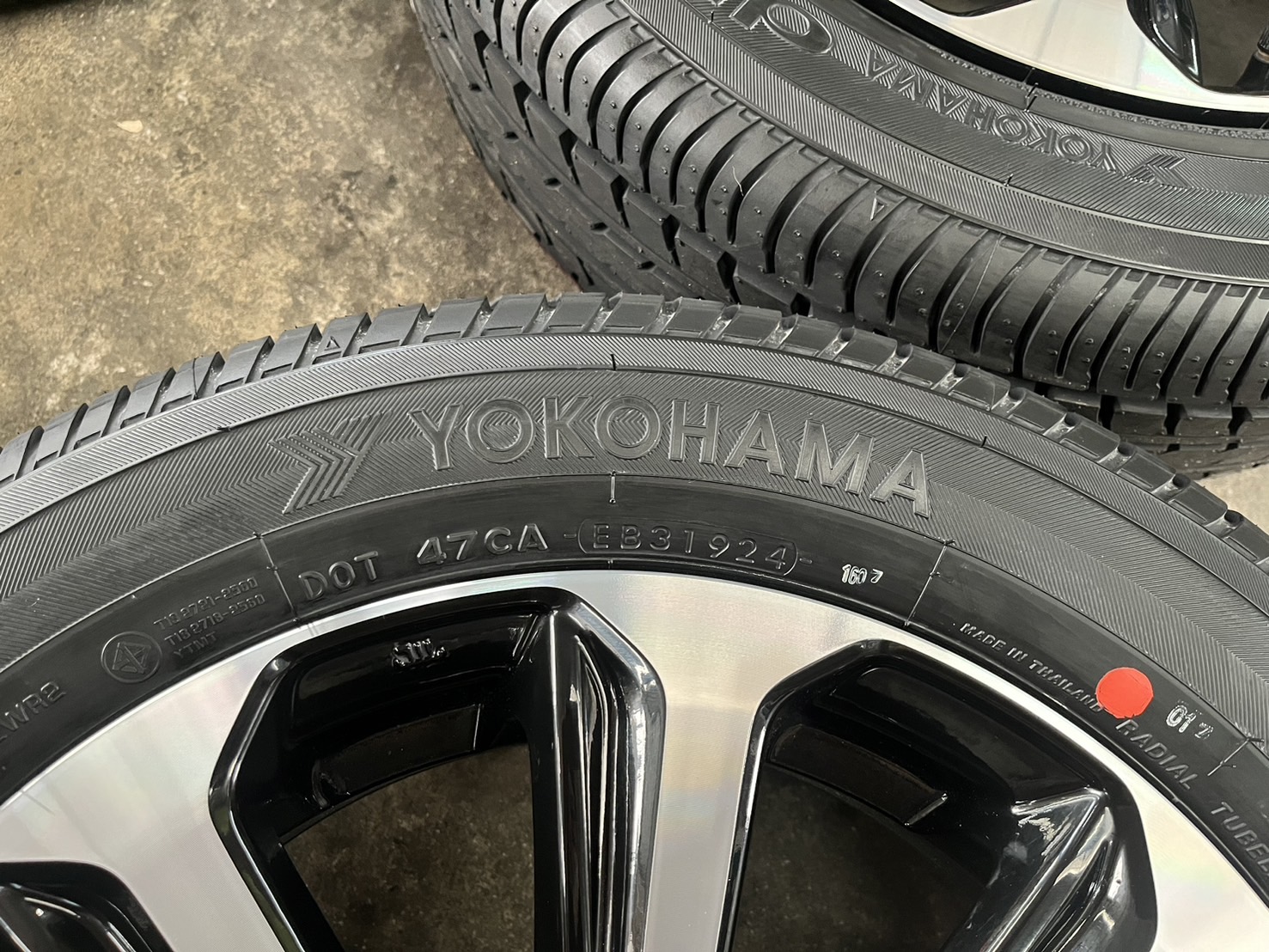 ✨ล้อแม็กป้ายแดง✨Mitsu Mirage รุ่นใหม่ ขอบ 15 พร้อมยางใหม่💯185-60-15 Yokohama♨️ปี 24♨️