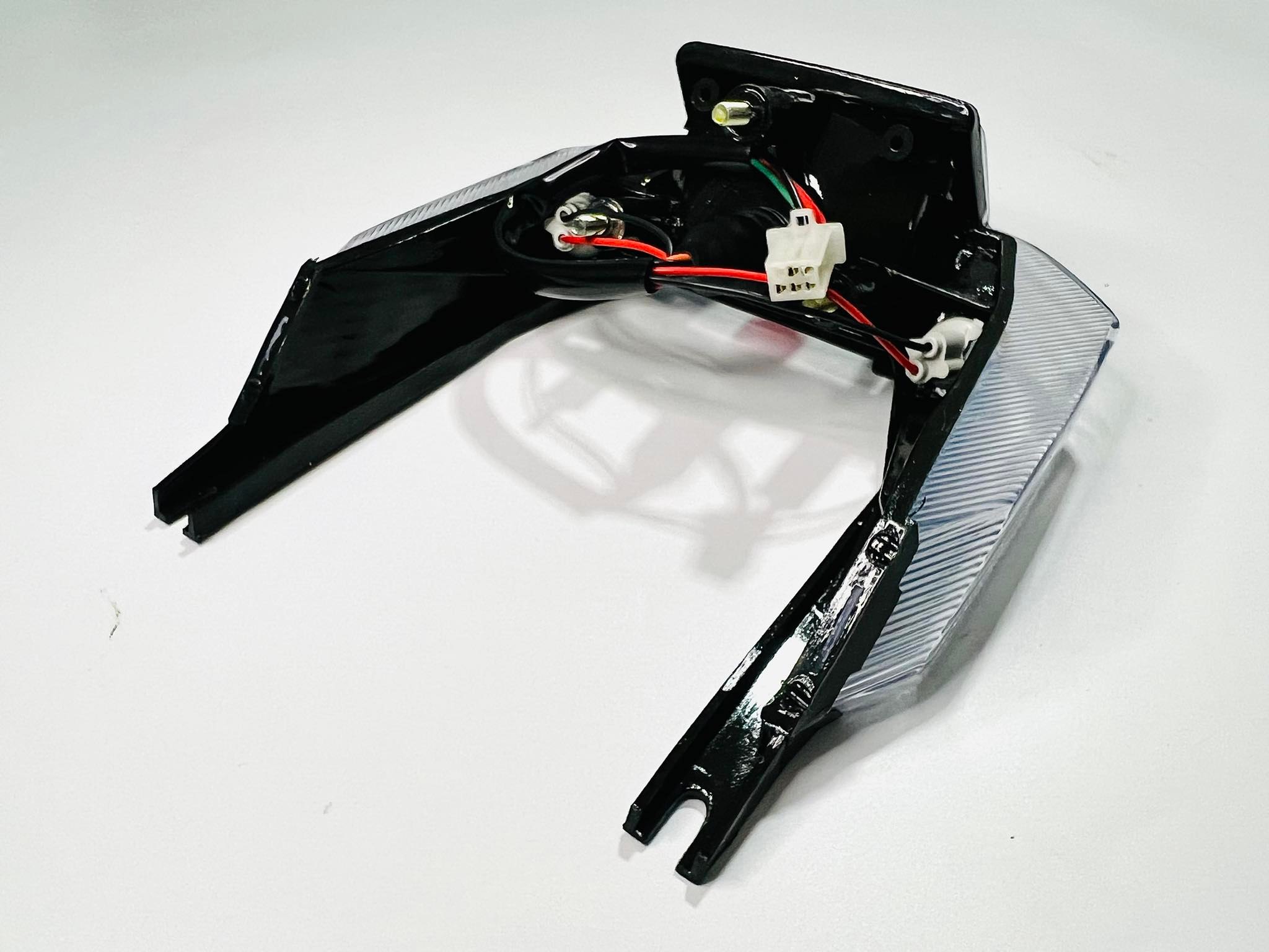 ไฟท้ายrc110 คริสตัล ฟ้าใส บ14-15