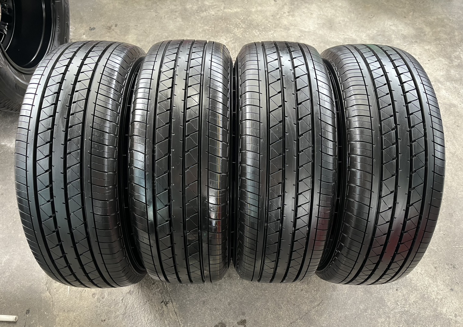 ✨ล้อแม็กป้ายแดง 5รู114✨Toyota Revo ขอบ 16 พร้อมยางป้ายแดง 235-65-16 Yokohama💥ปี 25💥