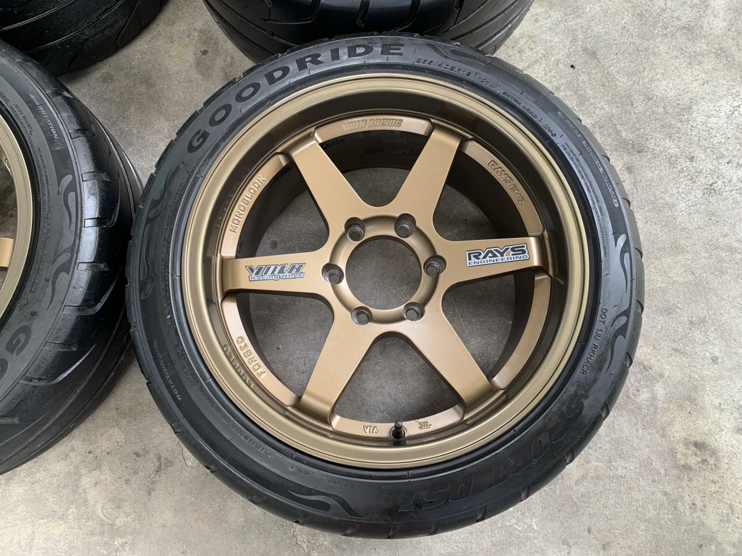 ✨ล้อแม็กแต่ง✨6รู139✨TE37 ขอบ 18 แถมยาง Goodride💥ปี 22💥