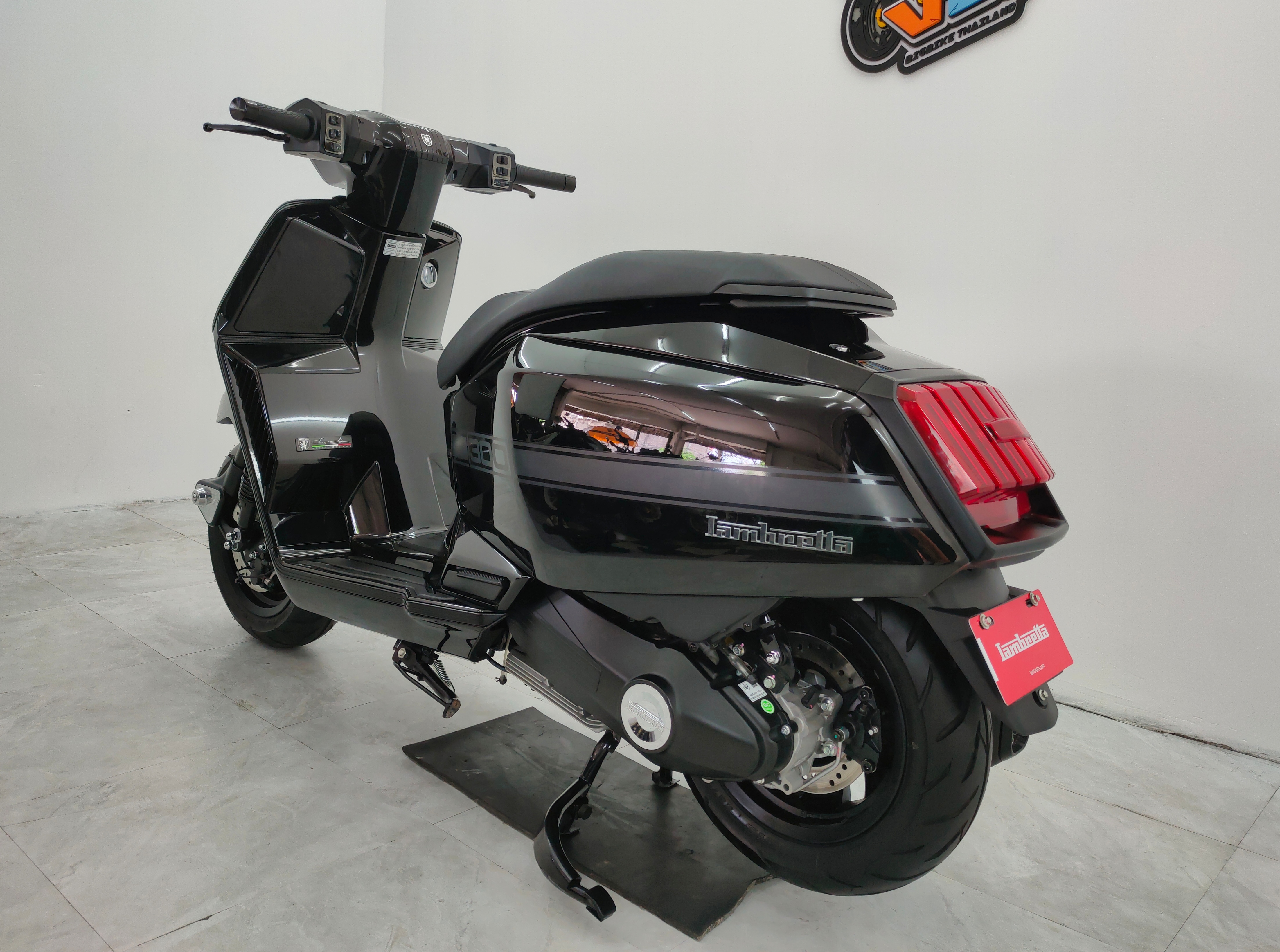 😎 ใหม่ไปมั้ยเนี่ย⁉️ รถ4เดือน ผลิต2024แท้ๆ LAMBRETTA X300 ABS สภาพป้ายแดง ที่สำคัญวิ่ง 200 โล 🤗