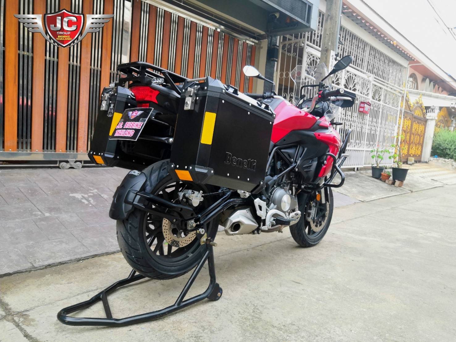 TRK502_abs จดทะเบียนปี 2020 สวยๆใสๆอ๊อปชั่นเต็มคัน