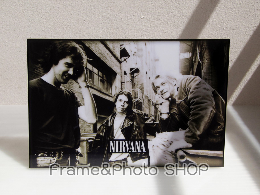 กรอบลอย nirvana