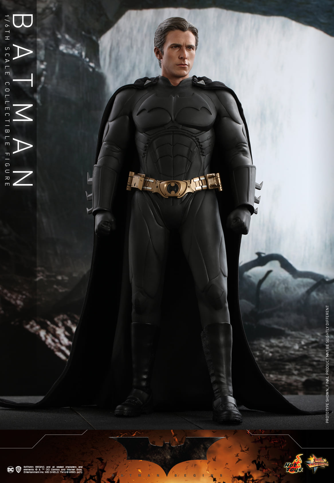Hot Toys MMS595 1/6 Batman Begins - Batman