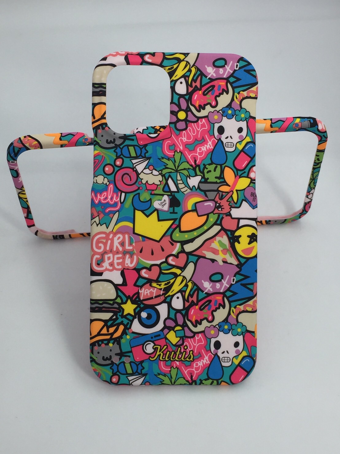 เคสคูทิส(Kutis)เคสไอโฟน12/12PRO(ลายStreet)มาใหม่ เคสประกบหน้า-หลัง เคสเรืองแสง เคสลายวินเทจ ร้านSuperhero Klongthom