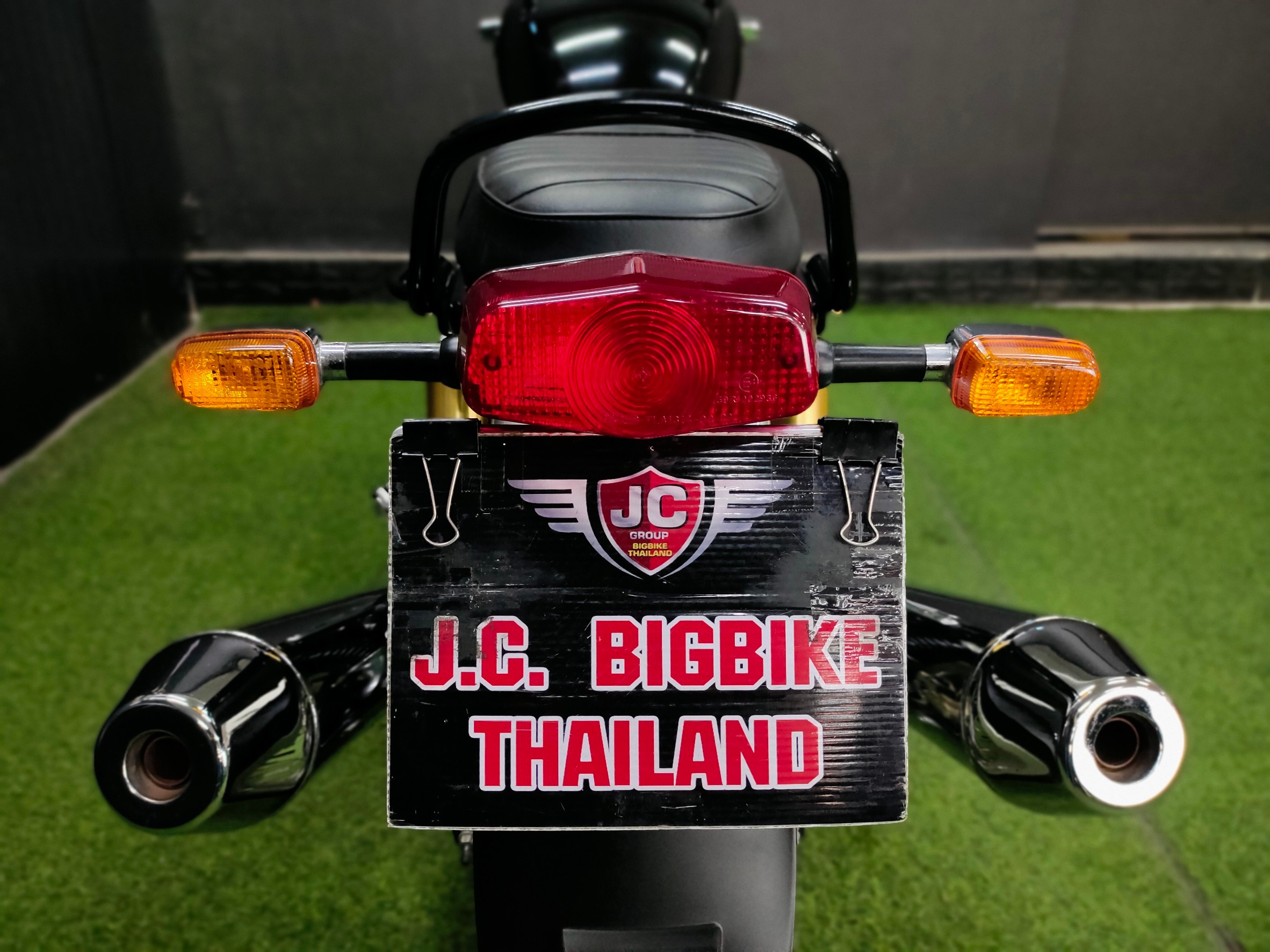 😎 มาแว้วโมเดิร์นคลาสสิกยอดนิยม "Royal Enfield" Interceptor 650 INT จดทะเบียนปี2020....สวยจริงไรจริงคันนี้⁉️