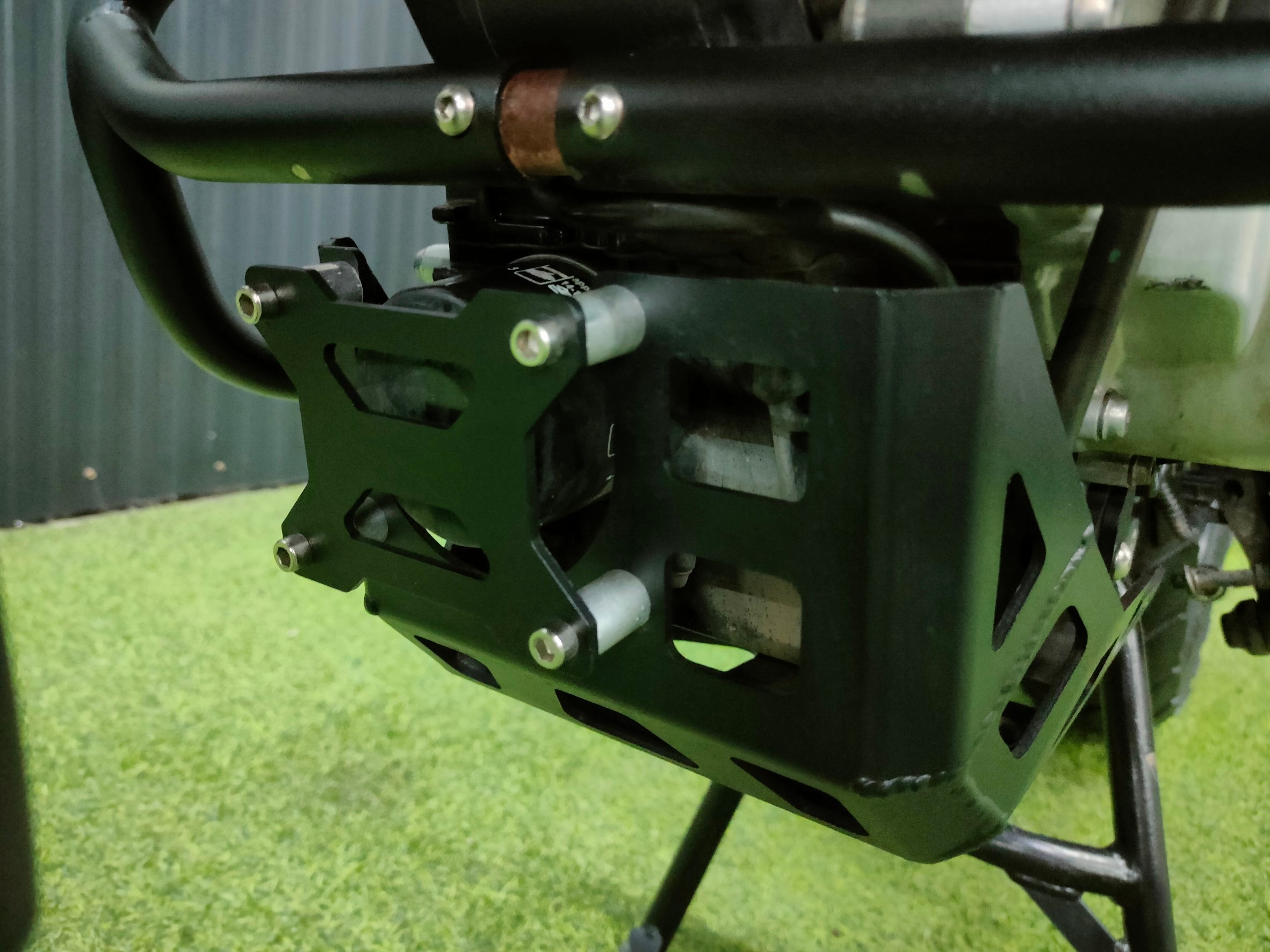 "คันไม่ใหญ่แน่นะวิ⁉️ เบาๆ สบายๆ ราคากันเอง 🤗 Gs310r รถปี18 สวยโดนใจของแต่งรอบคัน “โปรโคตรแรง"🔥🔥