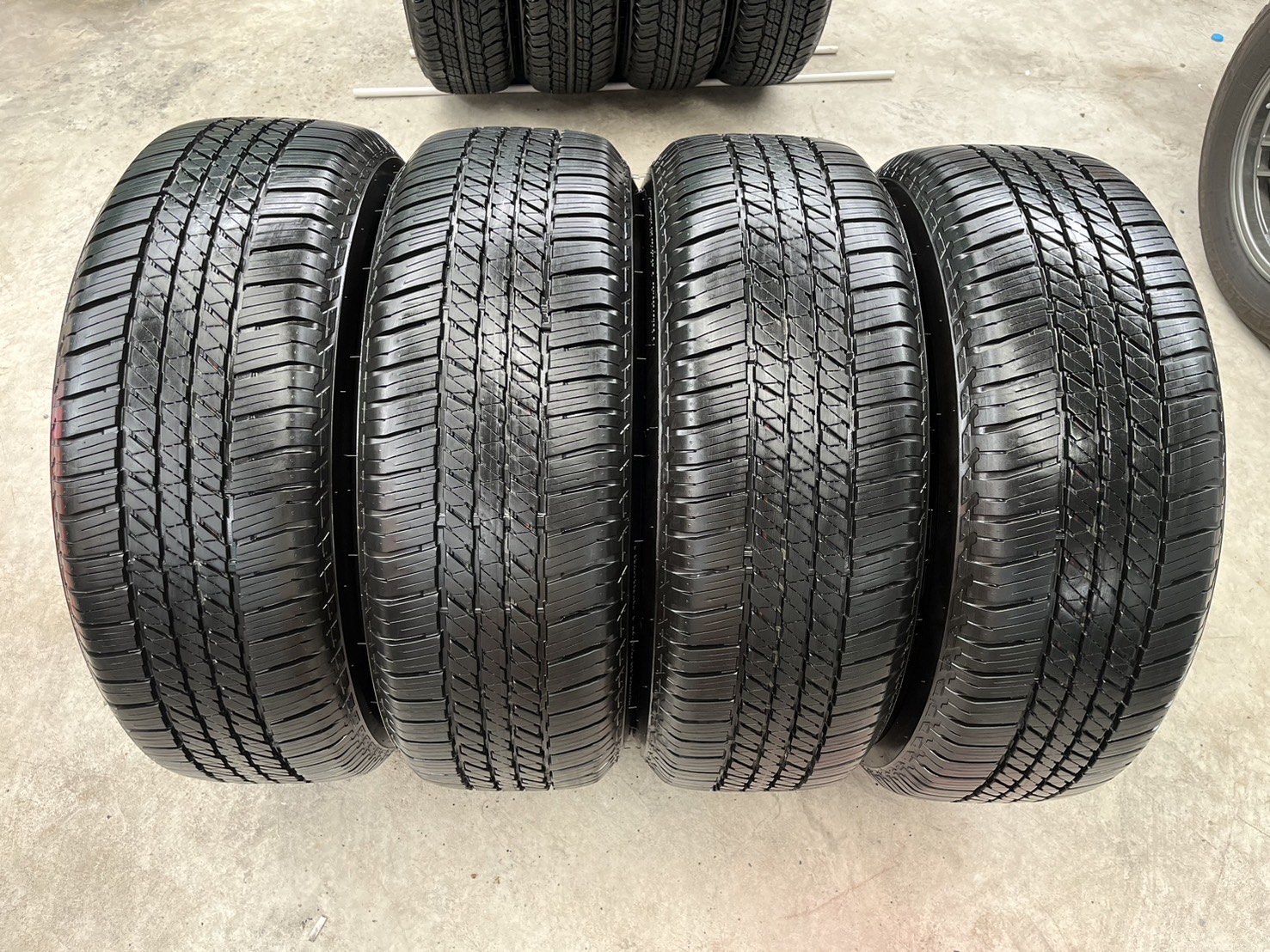 ♨ปี 24♨✨ล้อแม็กพร้อมยางน้องๆป้ายแดง✨ISUZU D-Max รุ่นใหม่ล่าสุด ขอบ 18 ดำหน้าเงา💖