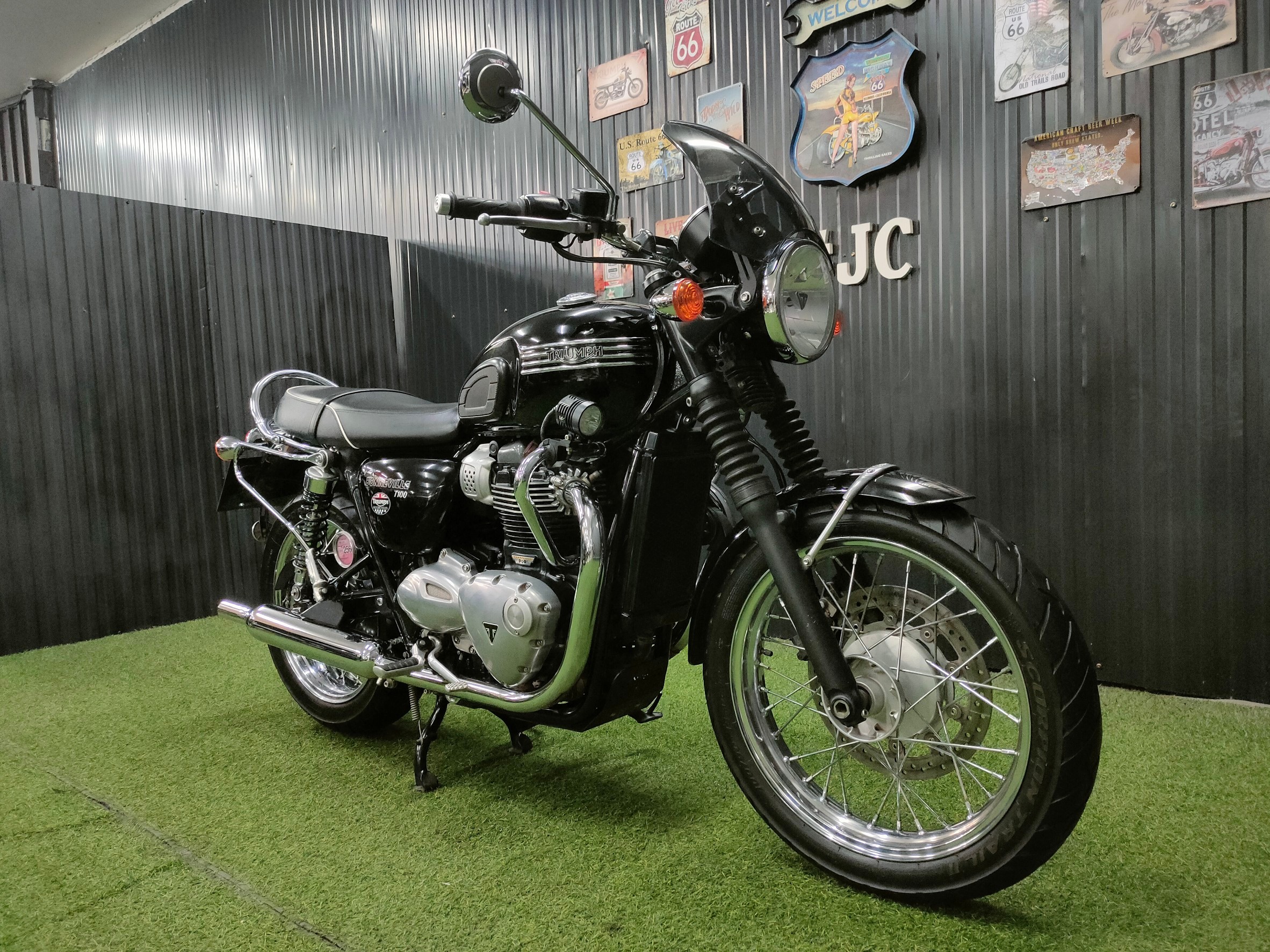 โอ้ว‼️ของแต่งเพียบเลยคันนี้....🔥TRIUMPH BONNEVILLE T100 Classic 🔥 รถปลายปี 2017 รถสวยพร้อมใช้พร้อมโปร "โจร500⁉️"