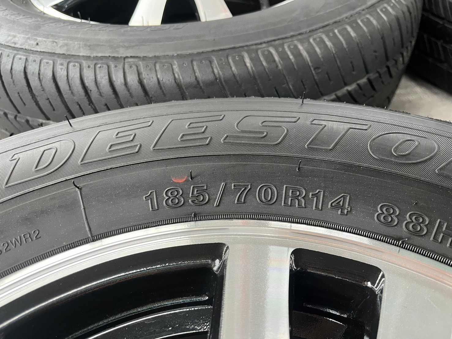 ✨ล้อแม็กพร้อมยาง✨Honda Brio ขอบ 14 ดำหน้าเงา💖สวยกริ๊บ💖