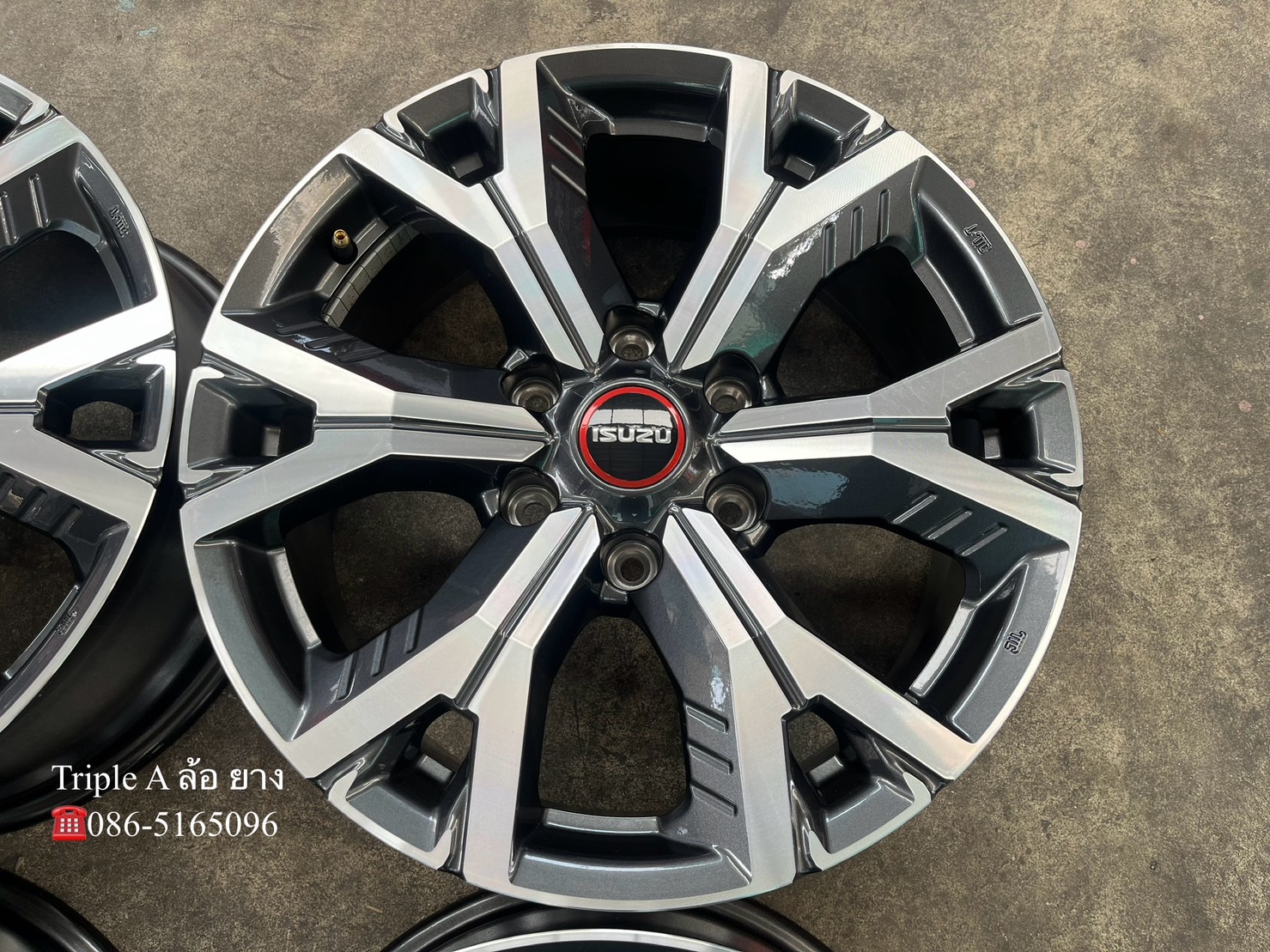 ✨ล้อแม็กป้ายแดง✨ISUZU D-Max รุ่นใหม่ ขอบ 18 เทาหน้าเงา💖สวยกริ๊บ💖