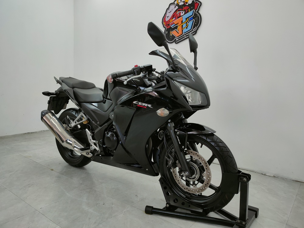 🤗 CBR300abs จดปี 2016 มือเดียว สวยๆ วิ่งน้อยจัด