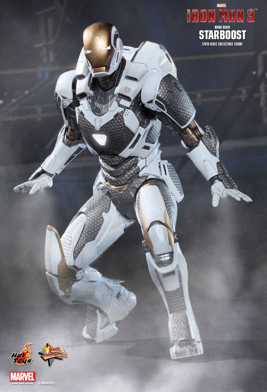 Hot Toys MMS214 IRON MAN 3 - STARBOOST (MARK XXXIX)