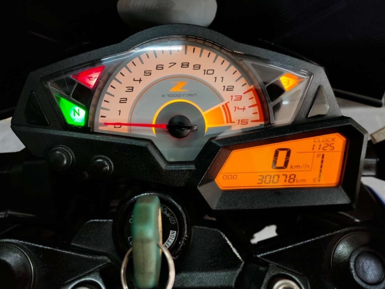 🤘 สีนี้...โคตรหล่ออ่ะ⁉️ Z300abs ปลายปี 2017 มือเดียวสวยใส 😎 มัธยมขี่ได้ นักศึกษาขี่ดี สำเนา