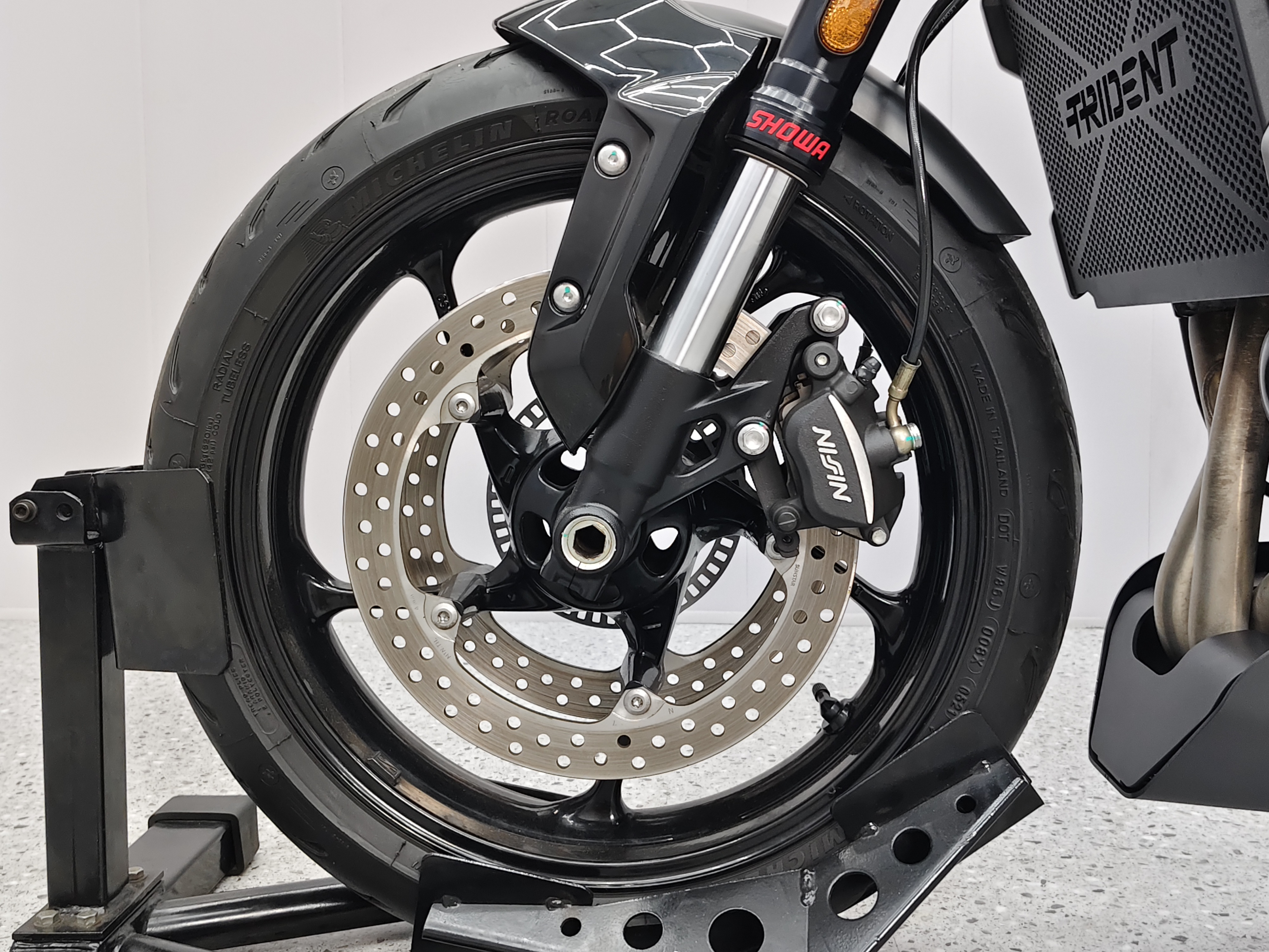 ขี่ดีคล่องตัว TRIUMPH TRIDENT660 ปี 2021 รถสวยวิ่งน้อยโปรโมชั่นโดนๆ