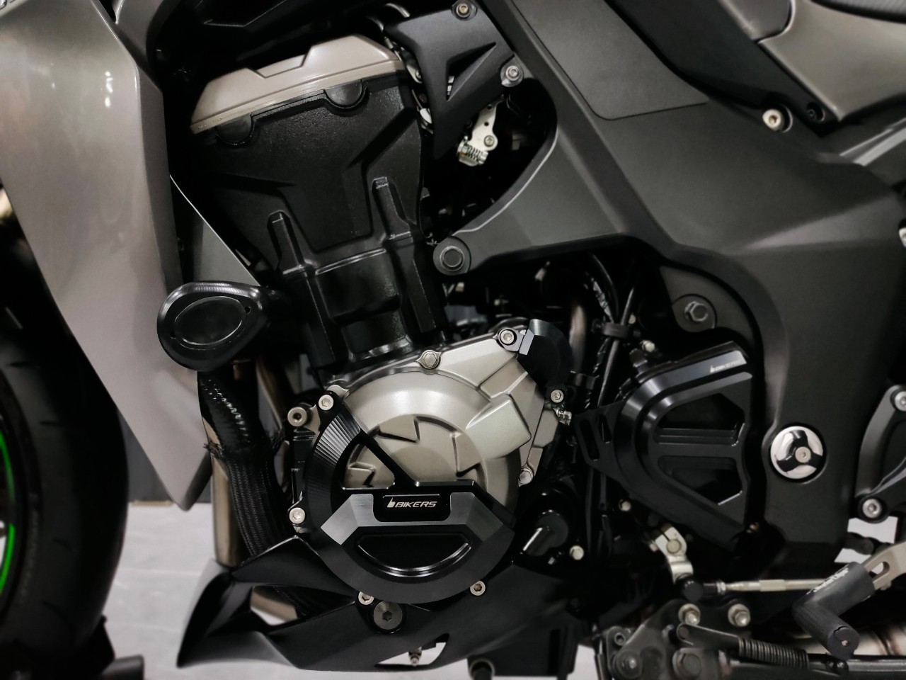🦏 1ใน100 จัดเต็มคาราเบ๊ล❗❗ KAWASAKI Z1000 ปี2014 "เจ้าของเดียว" แต่งแท้แทบทั้งคัน...เด็ดแค่ไหนไปดูกัน 😁