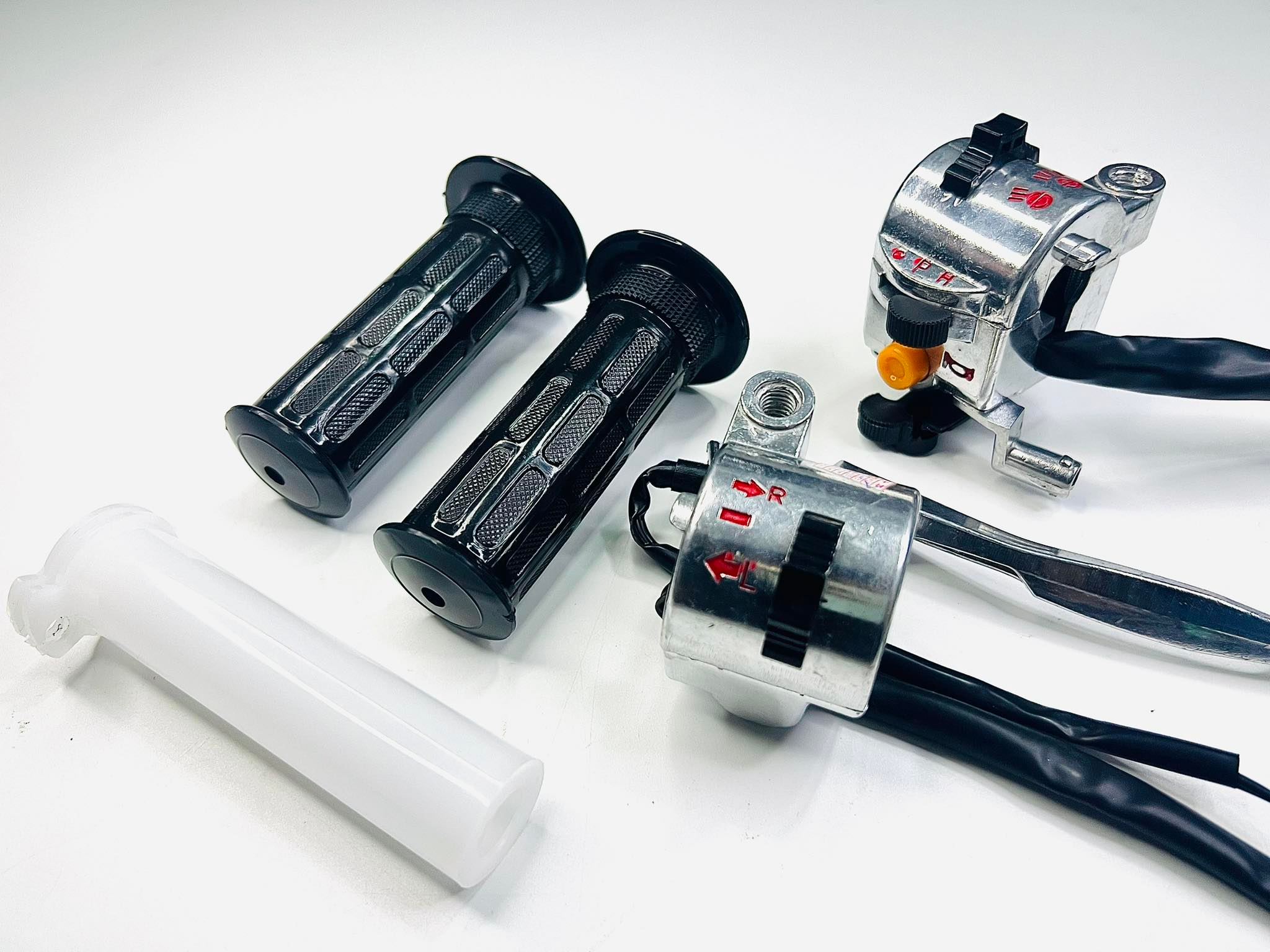 สวิทแฮนด์ซี50 ซี70 ซ้ายขวา พร้อมมือเบรค ปลอกมือ ครบชุด L