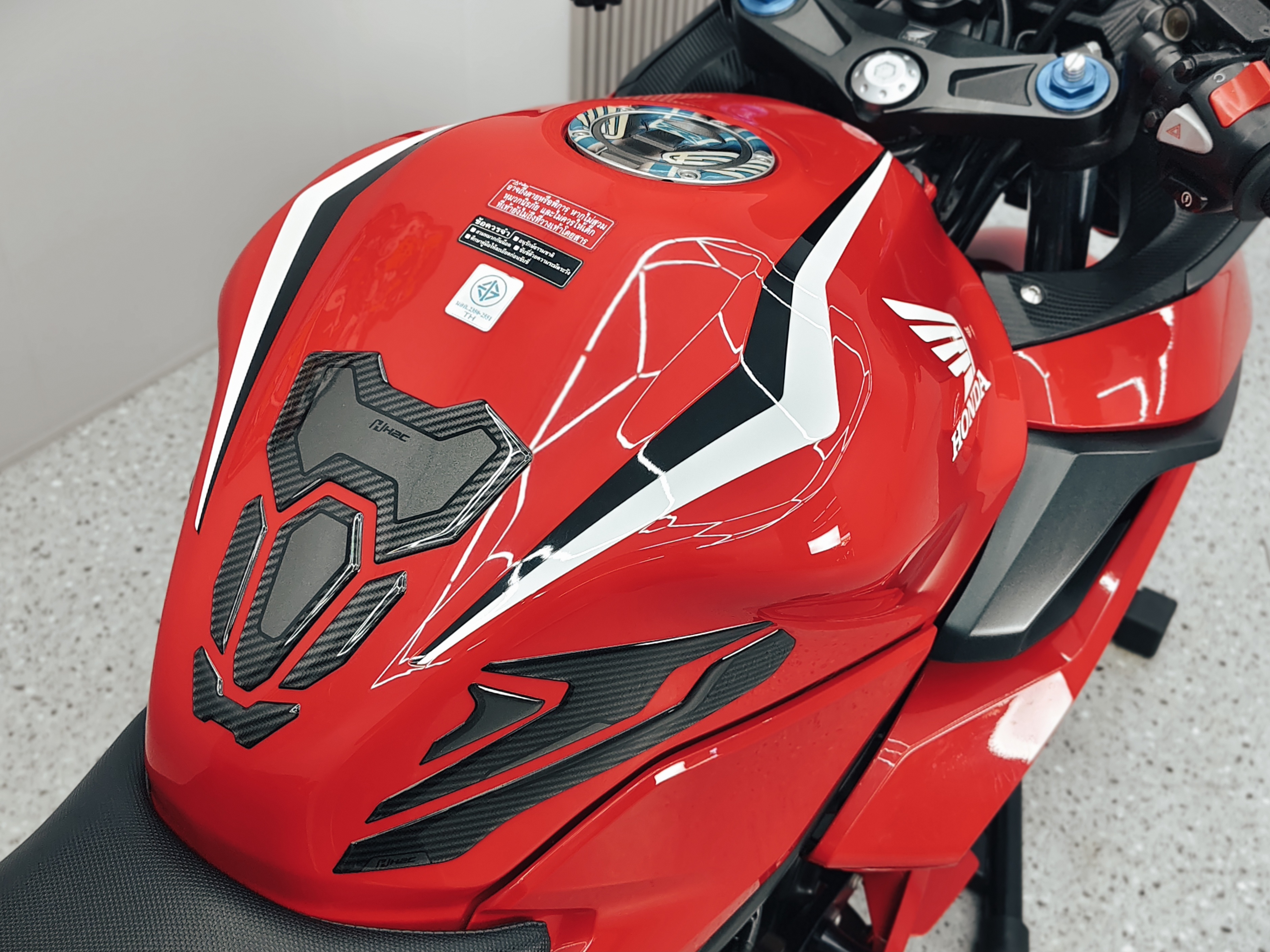 แต่งลายใหม่....ไมล์หลักพัน 🥰 HONDA CBR500R ABS ปี 2020 พร้อมโปรเด็ด ⭕️ บาทเช่นเคย‼️