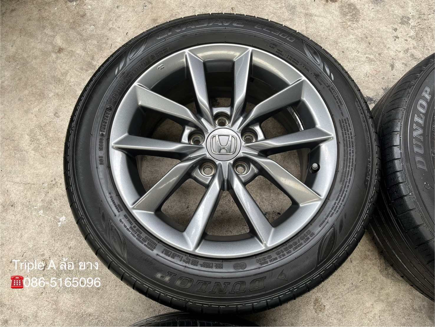 ✨ล้อแม็ก✨Honda Civic FC ขอบ 16 สีเทากัน พร้อมยาง 215-55-16 Dunlop ปี 21