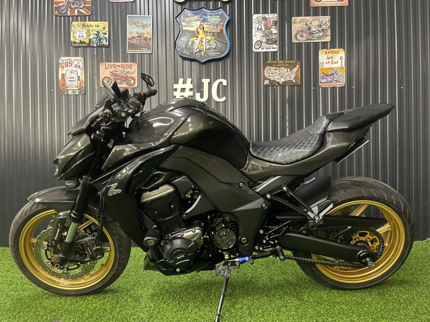 ถามคำเดียว…แต่งขนาดนี้เอาอะไรมาไม่คุ้ม‼️ Kawasaki #Z1000 2014