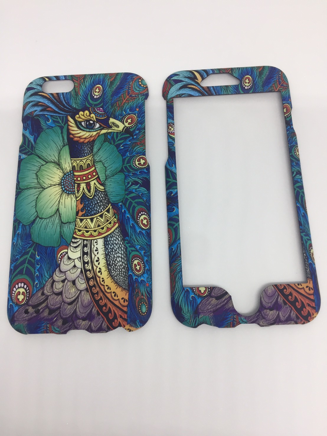เคสคูทิส (Kutis) ไอโฟน6,6S(ลายนกยูง)