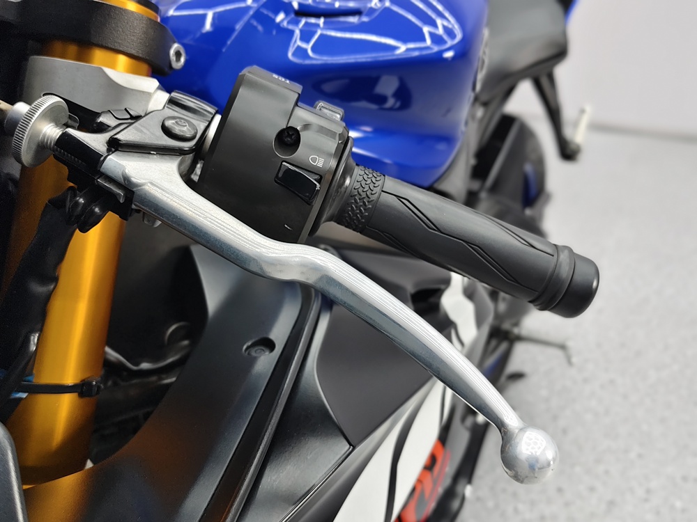 เฟี้ยวฟ้าวแน่นอน ✨️ YAMAHA YZF-R6 ปลายปี 2019 โปรเด็ด➕ฟรียาง1คู่💥