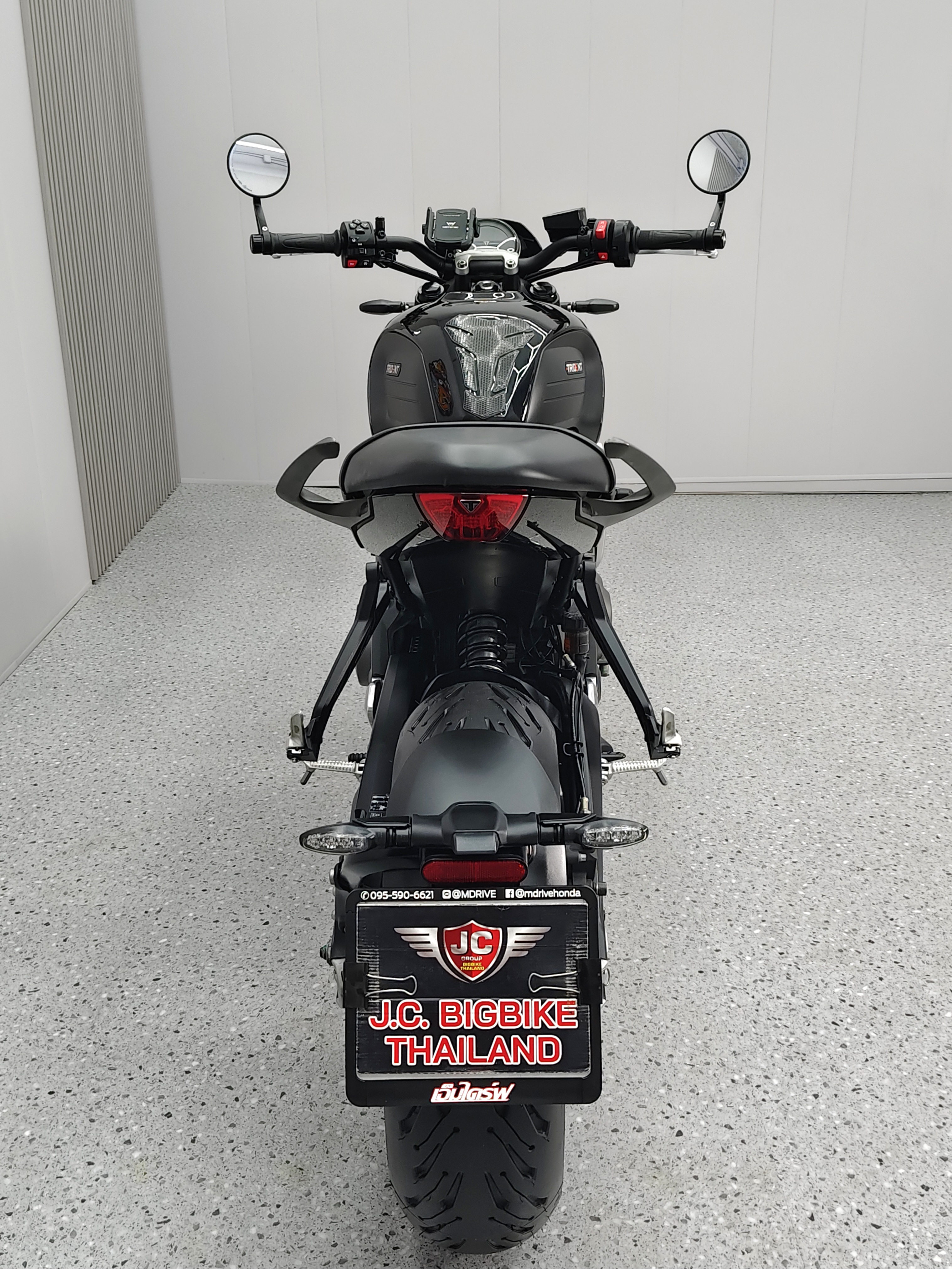 ขี่ดีคล่องตัว TRIUMPH TRIDENT660 ปี 2021 รถสวยวิ่งน้อยโปรโมชั่นโดนๆ