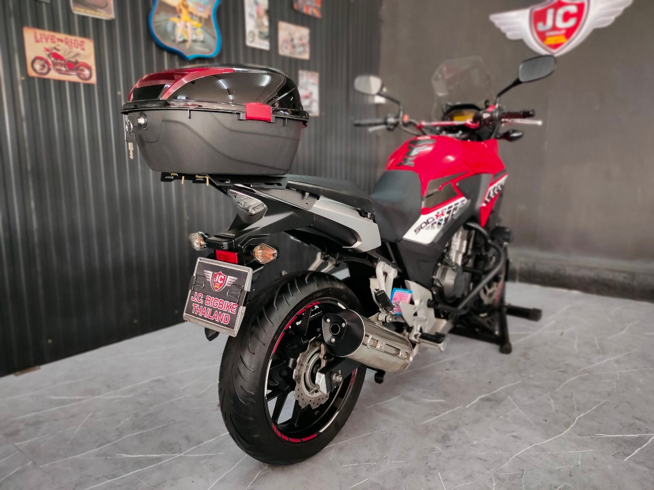 ⭐ 20% จ่ายจบ ⭕ บาท⁉️ ก็ว้าวุ่นกันเลยทีนี้...กับเจ้า HONDA CB500X "รถสวยมือเดียว" ปลายปี 2016 แท้