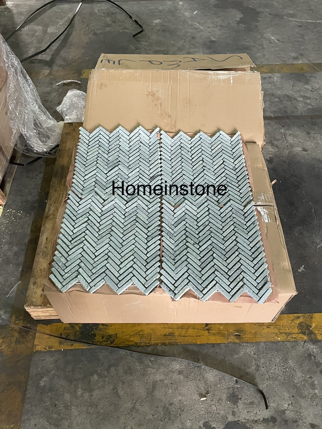 Green Sukabumi mosaic ลายก้างปลา