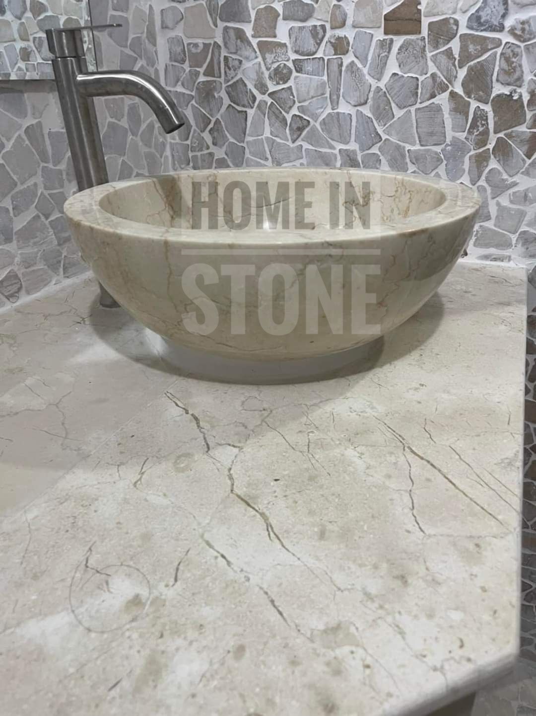 อ่างล้างมือ หินธรรมชาติ ลายสวยหรู เพิ่มความโดดเด่นให้กับห้องน้ำ