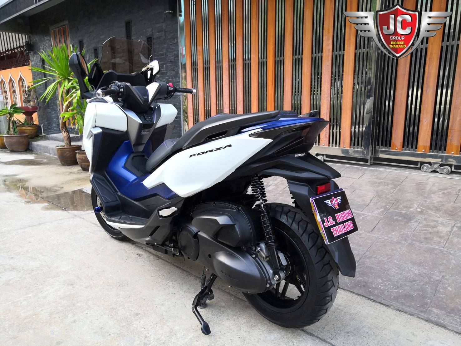 All New FORZA300---รถกลางปี 2018‼️รถบ้านมือเดียวสภาพสมบูรณ์