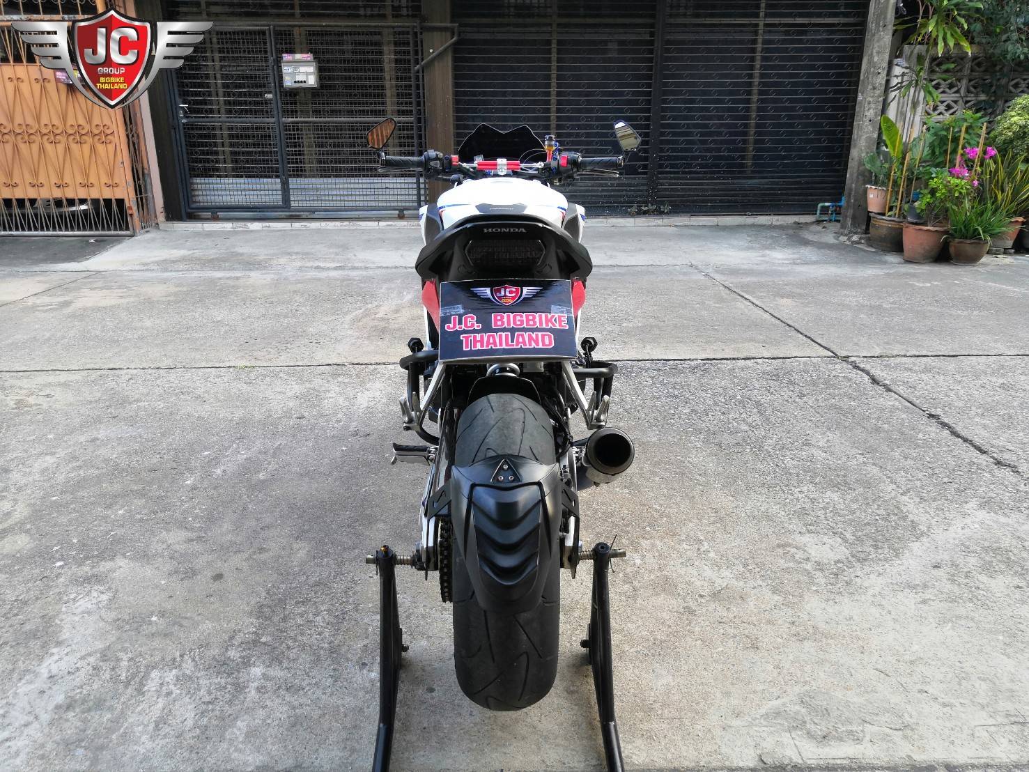 CB650F Tri-colour เครื่องอย่างเป๊ะ ห้องเครื่องแห้งๆใสๆรถบ้านแท้ๆสภาพแต่งสวยจัดหนัก