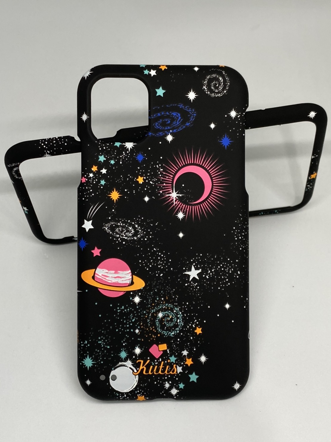 เคสคูทิส(Kutis)เคสไอโฟน11G(ลายดวงดาวอวกาศ)มาใหม่ เคสประกบหน้า-หลัง เคสเรืองแสง เคสลายวินเทจ ร้านSuperhero Klongthom
