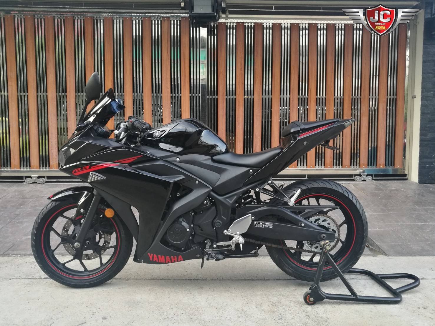 รถบ้านแท้ไม่ประมูล เครื่องเดิมจัด สีสดสวย