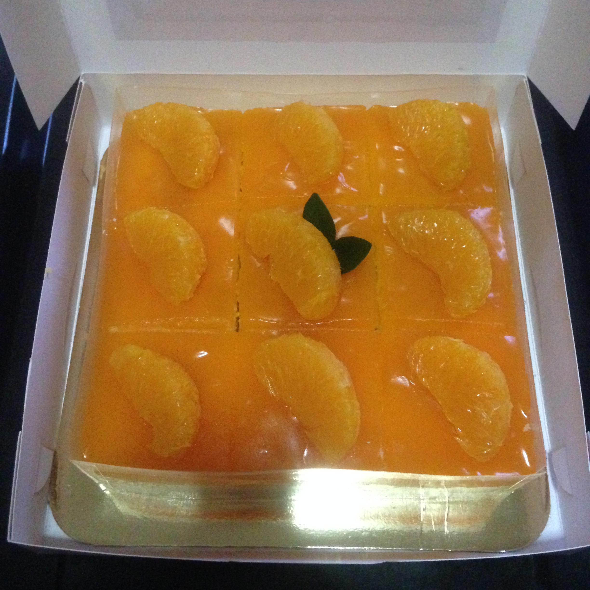 🍊 เค้กส้มเขียวหวาน 🍊 (ขนาด 2 ปอนด์) / Orange Cake (2 Pound / 7'' x 7")