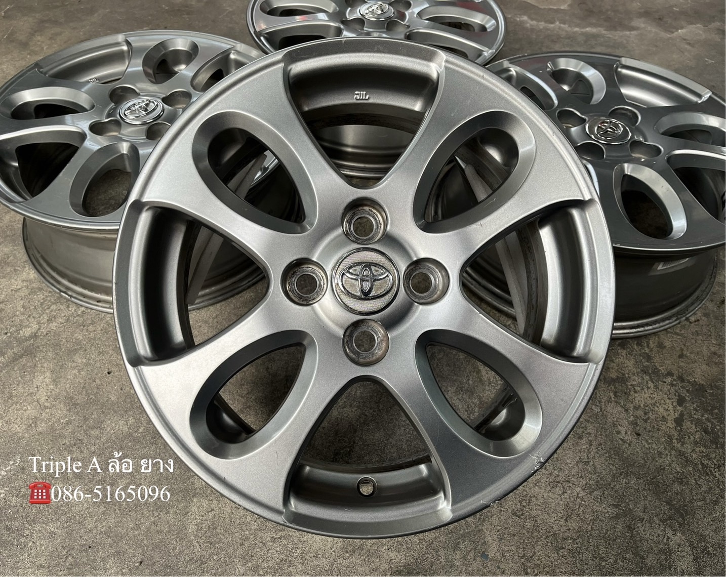 ✨ล้อแม็ก 4รู100✨Toyota Vios รุ่นพิเศษ ขอบ 15 สีเทา