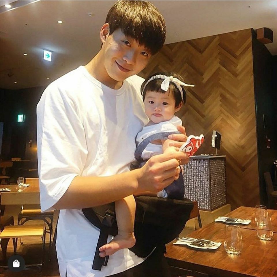 CHERINETTE (เชอร์ริเนท) Wingseat เป้อุ้มลูก กระเป๋าอุ้มลูก รองรับนน.ลูกได้ถึง 15 kg. (MADE IN KOREA)