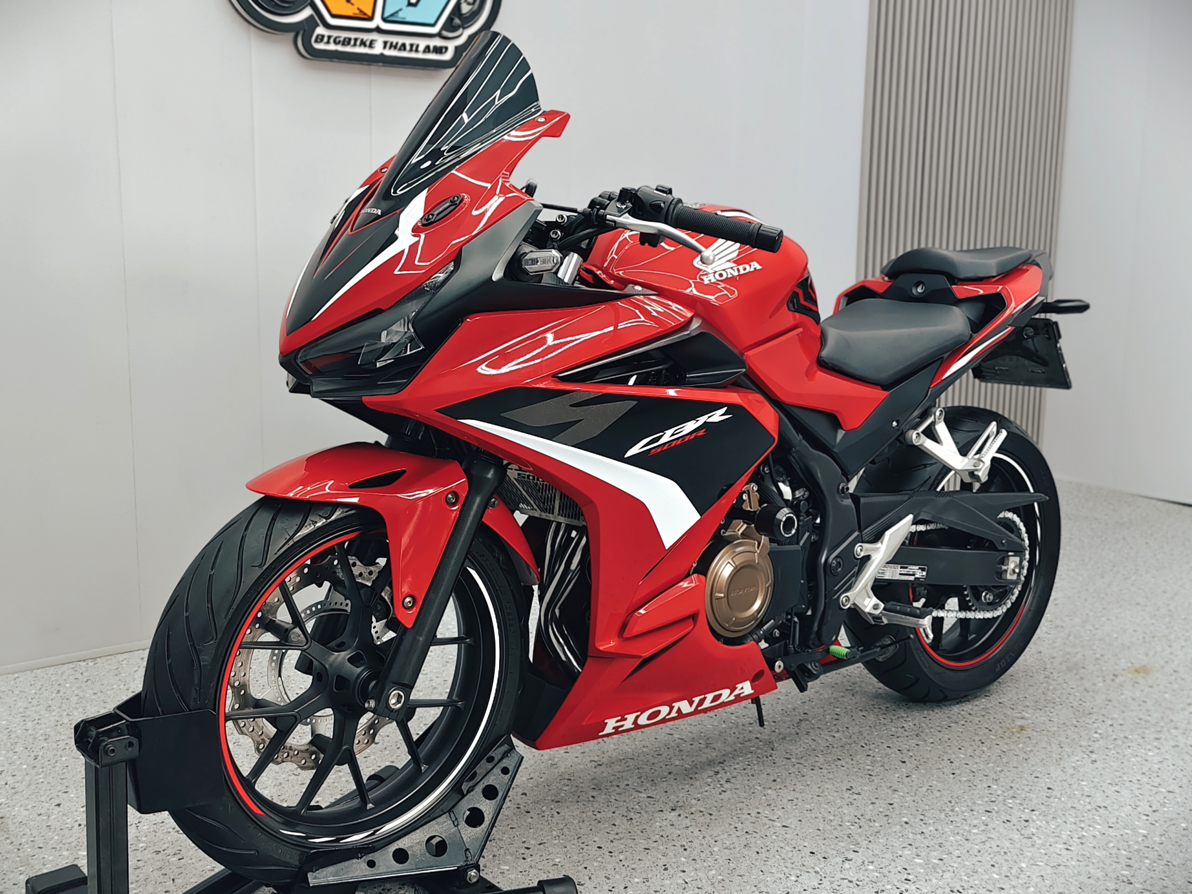 แต่งลายใหม่....ไมล์หลักพัน 🥰 HONDA CBR500R ABS ปี 2020 พร้อมโปรเด็ด ⭕️ บาทเช่นเคย‼️