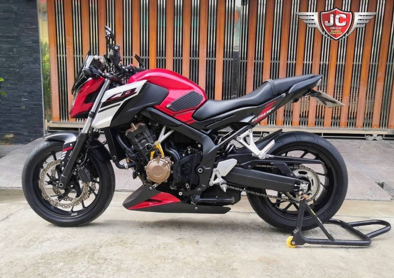 😉 #CB650F LED รถปี 2018 ไมล์แท้ 9,xxxKM. แต่งแน่นๆยางเต็มๆ สีเดิมไร้อุบัติเหตุ